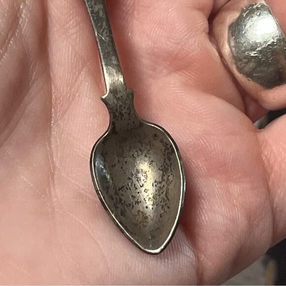 Vintage Sterling Silver Salt Spoon with Cherub Design Brooch Pin D2 - Picture 8 of 10